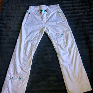 Ladies medium size 6 ski or snowboard pants